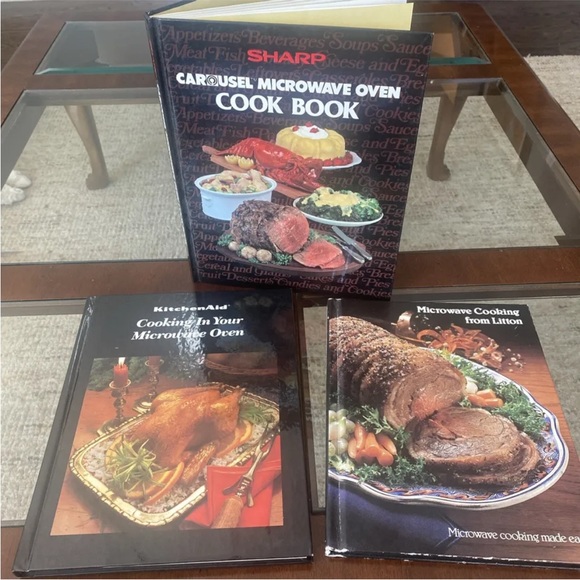 microwave cookbooks lot of three - Picture 5 of 6